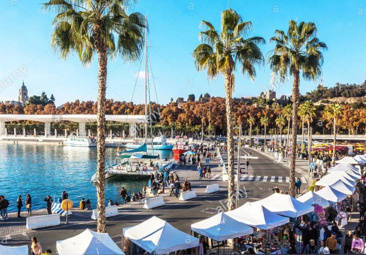 Apartamento Fabrynne Beach Malaga Luaran gambar